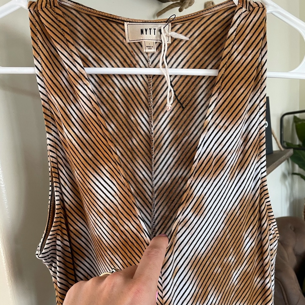 NYTT DRESS - Picture 3 of 5